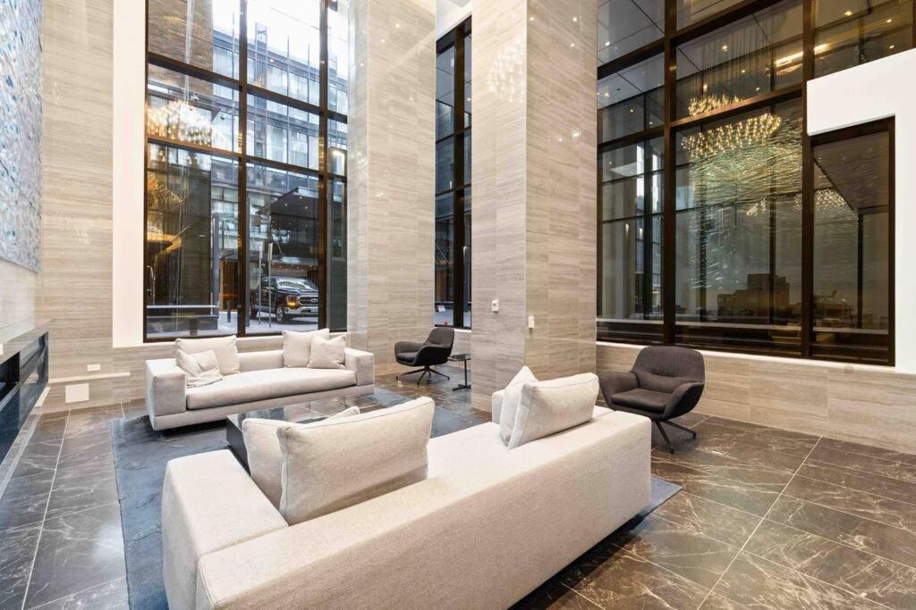 تورونتو Condo In The City المظهر الخارجي الصورة